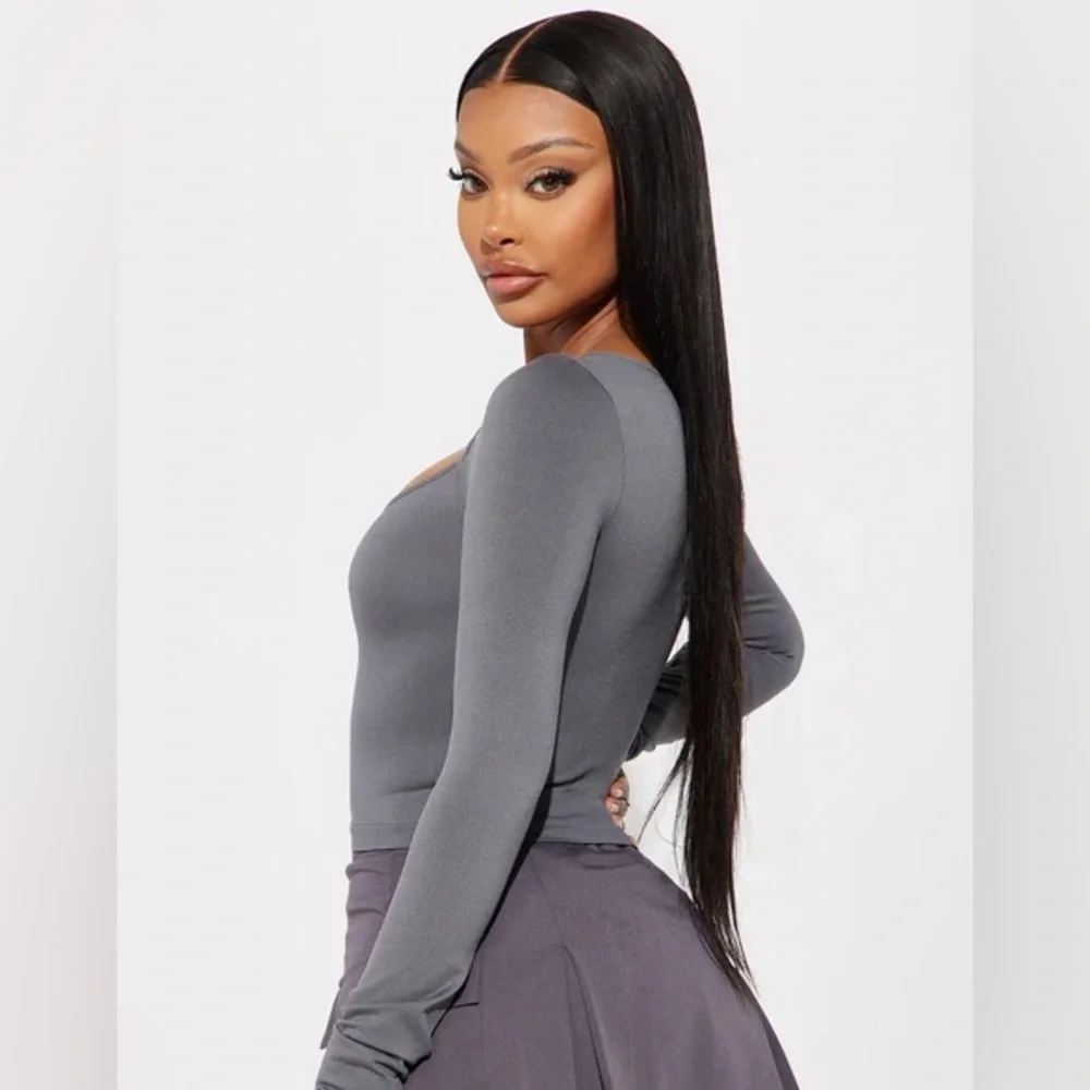 Elegant Gray Long Sleeve Women's Top size small/medium - Picture 3 of 4